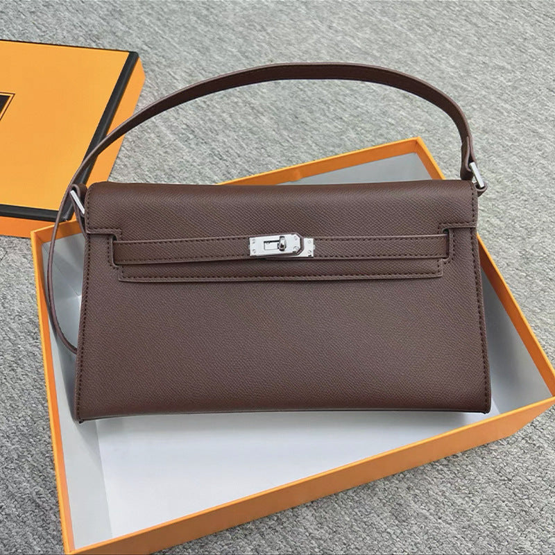 Élise Envelope Shoulder Bag in Havana with silver hardware