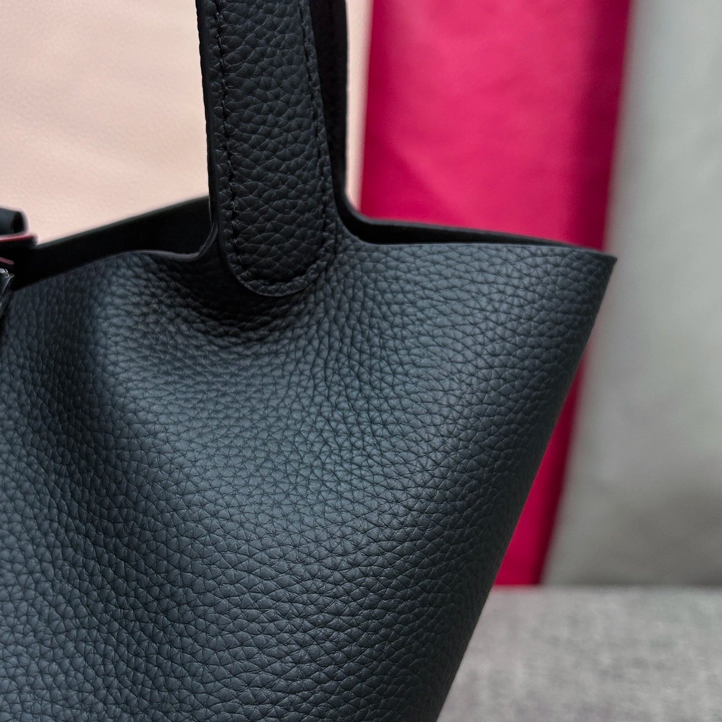 Luxury Leather Bucket Bag - Designer Tote Handbag for Women